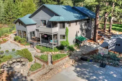 Image de Mt. Rose Retreat Tahoe / Reno 5 Br 4 Ba