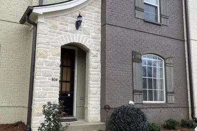 Image de Oxford Condo-Minutes from Campus and Square