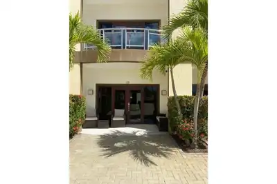 Image de 2br Oasis by Eagle Beach +Pool + Patio + Balcony