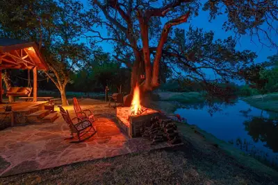 Image de Private & Seculded Cabin on Comanche Creek with 73 Acres to Roam
