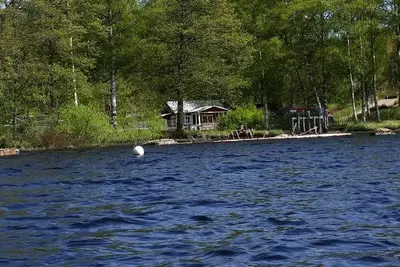 Image de Vacation home in Lönneberga with its own boat just 50 m from Lake Linden