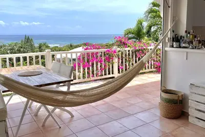 Image de Superbe appartement 2 chambres avec terrasse de 30m2 vue mer