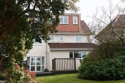 Image de Spacious, Stylish House - 500 yards to the sea front