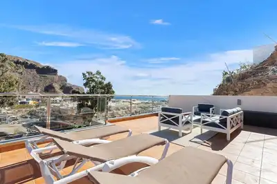 Image de Penthouse with great terrace and sea views