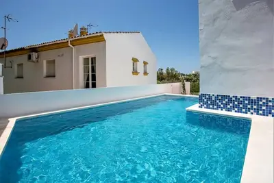 Image de Apartment with private pool Artola Golf