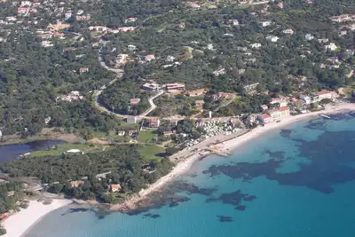Image de Appartement Ă 70 m de la plus belle plage de Corse