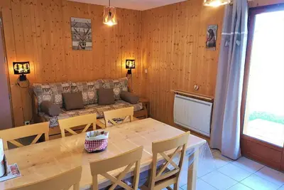 Image de Chalet, 150m du centre station, vue montagne, remise en forme, terrasse, parking, télévision