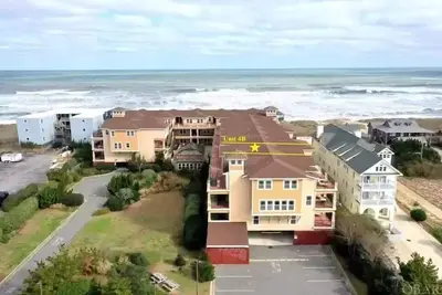 Image de Sandy Haven - Outdoor & Indoors Pools, hot tub, and private beach access.