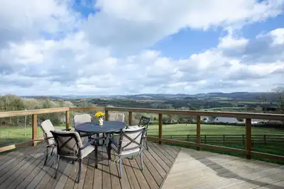 Image de Stunning holiday home with panoramic views across the Teifi valley