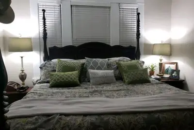 Image de Masters Week 2. 5 Miles away & Pet Friendly w/ hot tub