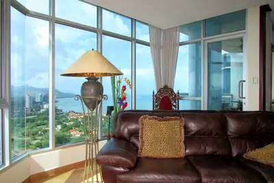 Image de Romantic Condo overlooking Golf course and Pacific ocean