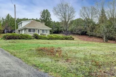 Image de Cozy Coach house in the country with a propane fireplace - Monthly