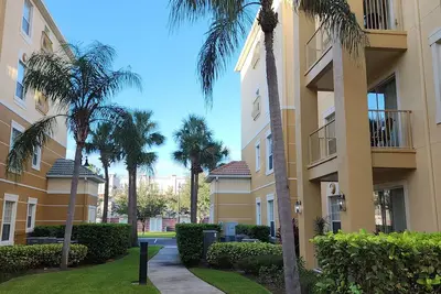 Image de Perfect 2 beds, 2 bath condo on the first floor at walking distance from #Epic