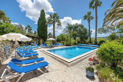 Image de Cottage \"Quinta das Achadas - Jasmine\", avec piscine, Wi-Fi, terrasse et jardin.