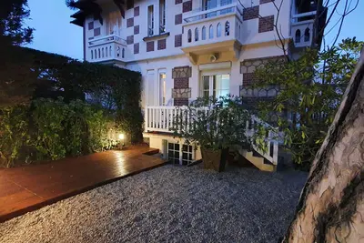 Image de Logement \"Cosy Chic \"dans l’Eventail, à côté du casino - 80m de la mer