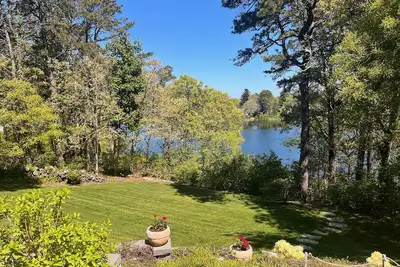 Image de Lover's Lake Escape - Chatham Lakefront home with private access to Lover's Lake