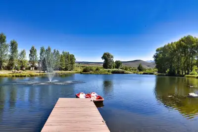 Image de 3br cabin on Fraser River, Fish, Ski, Hike, Golf