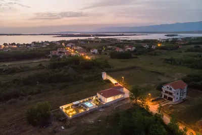 Image de Villa Kršlović ( 6 adults 2 kids)
