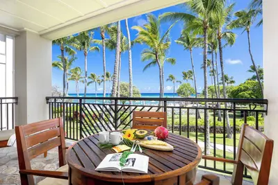 Image de Luxe North Shore Villa 4br Sleeps 12 ★ Steps to Turtle Bay Beach ★ Ocean Views