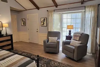 Image de Butterfield Inn Main Street Cottages