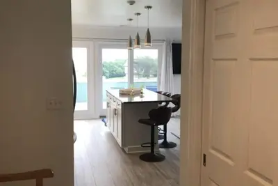 Image de Ocean View-Beautiful Apartment across from Scarborough Beach