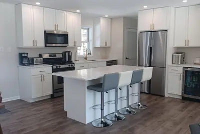 Image de Cheerful residential home with lots of space