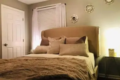 Image de Hidden Jewel near the Airport & Downtown Atlanta!