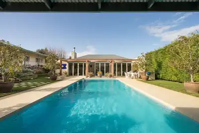 Image de Hideout in Rye - Luxury resort style holiday home with Pool/Spa & Tennis Court