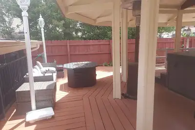 Image de Modern Home close to Downtown and white Rock Lake