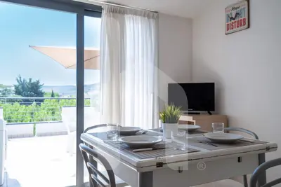 Image de Holiday Rendez Vous 49 - Fourth floor apartment with sea and pool view
