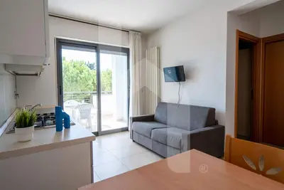 Holiday Rendez Vous 28 - Second floor apartment with side sea view