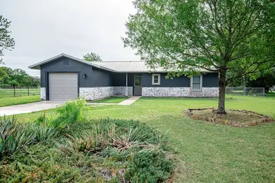 Image de Recently remodeled and cute as a button! *Military Friendly*