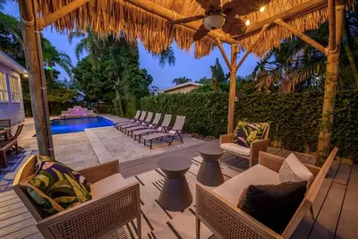 Image de Luxury Harbor Home – Pool, Hot Tub, Basketball Court & Tiki Lounge Near Gulf Beaches