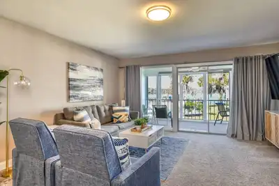 Image de Riverfront Views! Fishing and Boating on the St. John's River, Pool, Boat Slip, All New Furnishings!