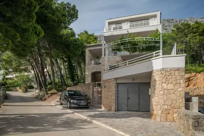 Appartement de deux chambres avec le balcon et la vue sur le mer Brela, Makarska (A-19345-c)