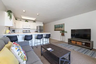 Image de Las Palmas Resort | Renovated Luxury | Great View | All Inclusive Amenities | #108