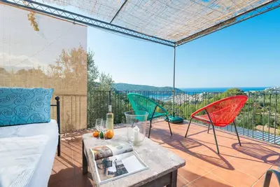 Image de Maison avec piscine et vue sur la mer - Casa Can Divertit