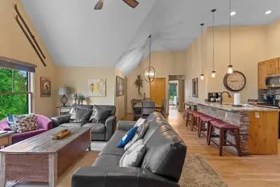 Image de Ideally Located Condo in River Run Village w/ Gondola Views & Close to Shops!