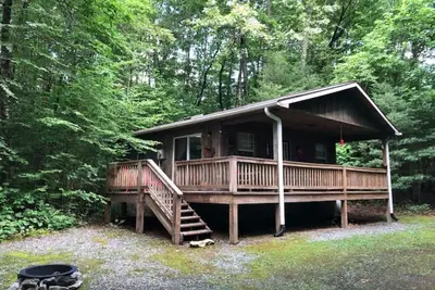 Image de Cabin in Willoughby Wood near Brevard Nc