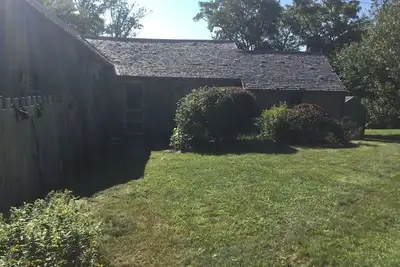 Image de Orginal 1710 Farmhouse Recherche Artist, Writer, Composer ou Musician