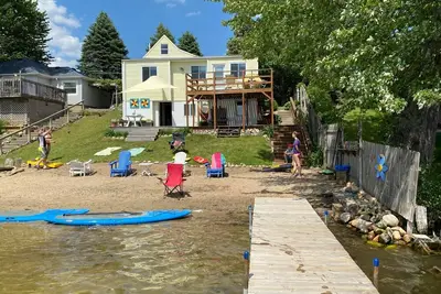 Image de Cute cottage on all sports lake