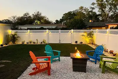 Image de Tampa Bay Area Cottage w/ Gas Grill and Fire Pit!