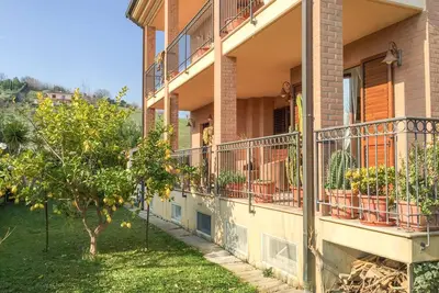 Image de Independent villa on three levels