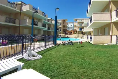 Image de G. Bay C27 - Second floor apartment with balcony and hill view