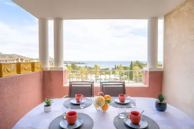 Image de Le Village (E1212) by Interhome