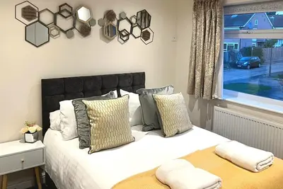 Image de Stanmore Ha7 - Spacious 3br/1ba Pet Friendly Flat w/ Free Wifi