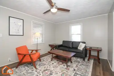 Image de Royal Oaks Mill House in Kannapolis, a Private Home for Extended Stays