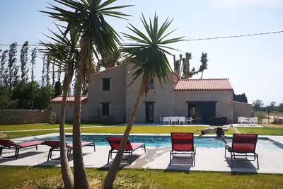 Authentique mas catalan avec piscine chauffée à 10 min des plages