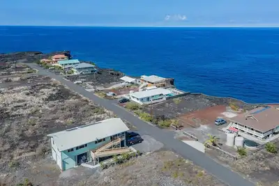 Image de Aloha Awaits at the Southern Belle of Miloli'i