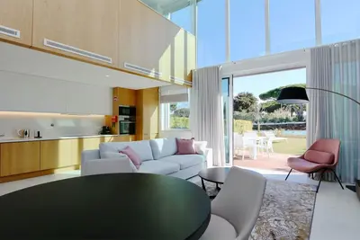 Image de Vila Emilia, copropriété de luxe, parking privé et Wifi à 10min du centre à pied